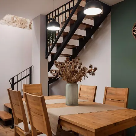 Kameni Dvori Holiday home Sveti Filip i Jakov
